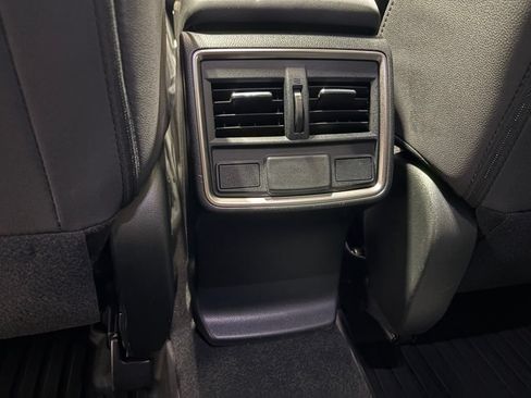 Used 2024 Subaru Forester Premium AWD/4WD image 27