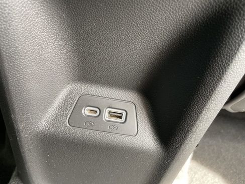 Used 2023 Buick Envision Preferred AWD/4WD image 34