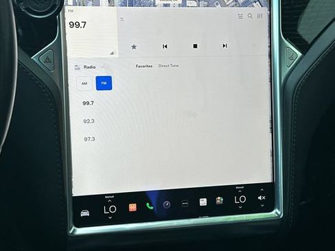 Used 2017 Tesla Model S 75 RWD image 19