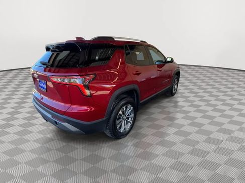 Used 2025 Chevrolet Equinox LT w/ Convenience Package II AWD/4WD image 8