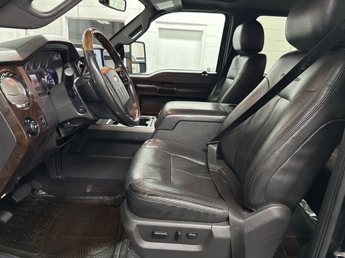 Used 2014 Ford F350 Platinum image 19