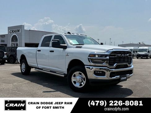 Used 2025 RAM 2500 Tradesman AWD/4WD image 1