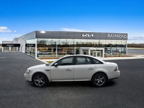 Used 2009 Ford Taurus Limited AWD/4WD image 6