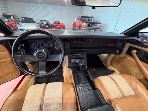 Used 1988 Chevrolet Camaro LT RWD image 22
