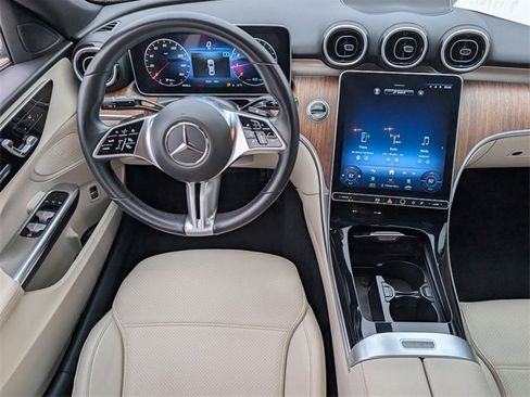 Used 2022 Mercedes-Benz C 300 Sedan image 11