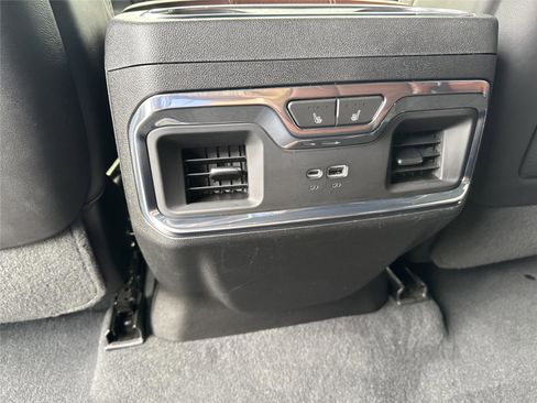 Used 2024 GMC Sierra 3500 Denali Ultimate AWD/4WD image 35