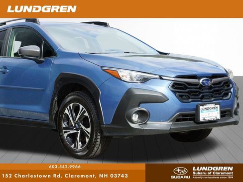 Used 2024 Subaru Crosstrek 2.0i Premium image 11