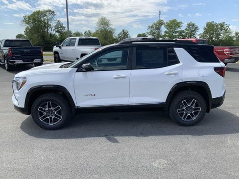 New 2026 GMC Terrain AT4 w/ LPO, Floor Liner Package AWD/4WD image 8