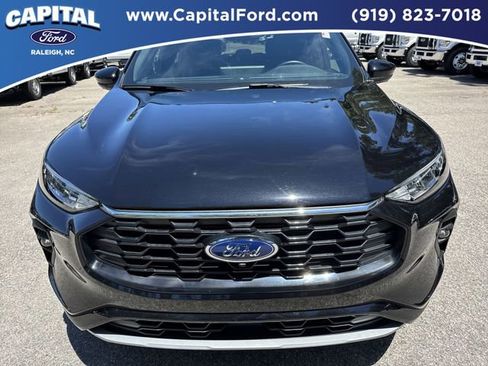 Certified 2024 Ford Escape ST-Line Select w/ Tech Pack #2 AWD/4WD image 10