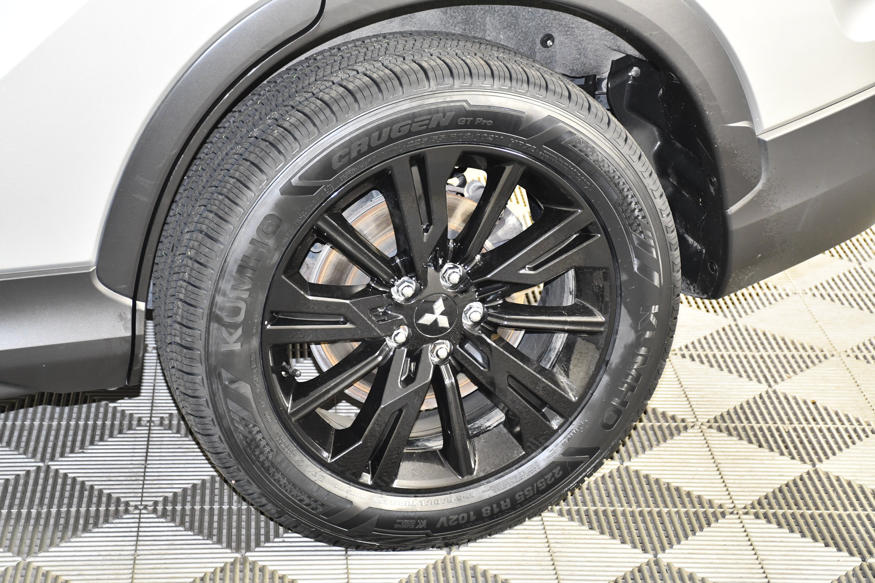 Used 2024 Mitsubishi Eclipse Cross LE AWD/4WD image 49