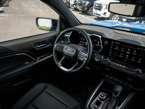 New 2025 GMC Canyon Elevation w/ Convenience Package image 12