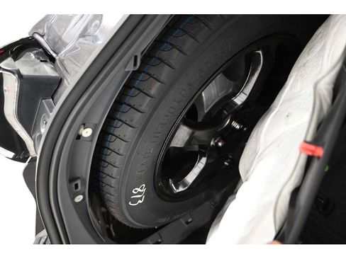 Used 2023 Toyota Sienna LE FWD image 26