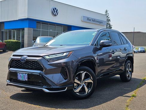 Used 2024 Toyota RAV4 SE w/ Weather & Moonroof Package AWD/4WD image 1