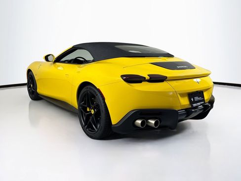 Certified 2025 Ferrari Roma Spider RWD image 44