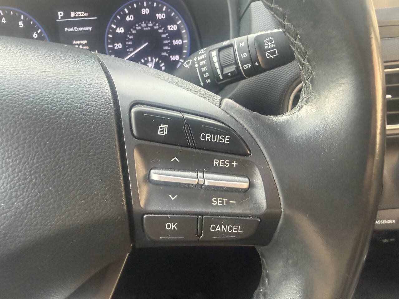Used 2021 Hyundai Kona SEL Plus FWD image 25