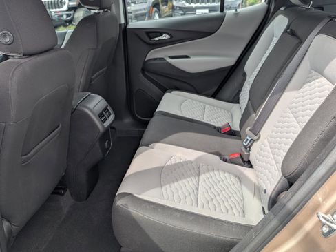 Used 2018 Chevrolet Equinox LS image 13