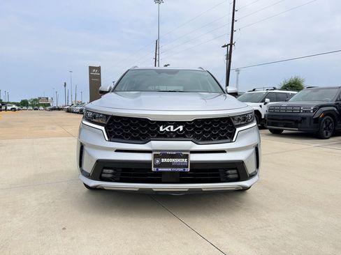 Used 2023 Kia Sorento SX Prestige AWD/4WD image 2