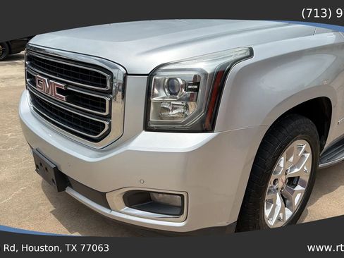 Used 2016 GMC Yukon XL SLT w/ Open Road Package RWD image 12
