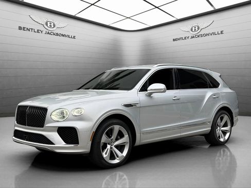 Used 2024 Bentley Bentayga Extended Wheelbase image 7