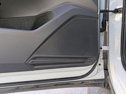 Used 2023 Volkswagen Tiguan S image 16