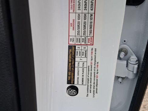 New 2025 Nissan Pathfinder SL w/ SL Premium Package image 32