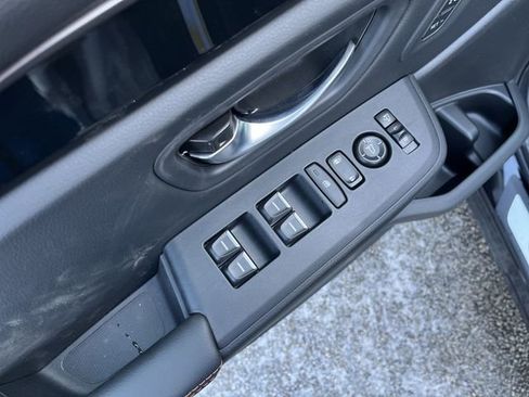 New 2025 Honda Pilot TrailSport image 17