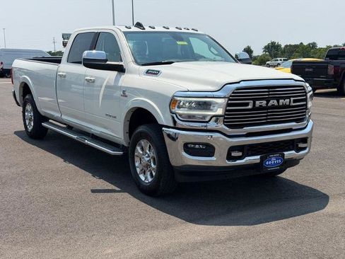 Used 2022 RAM 3500 Laramie AWD/4WD image 3