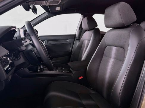 Used 2025 Honda Civic Sport image 17