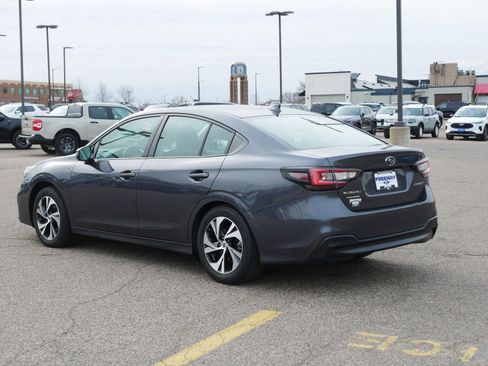 Used 2024 Subaru Legacy Premium image 3