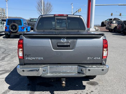 Used 2020 Nissan Frontier SV image 4
