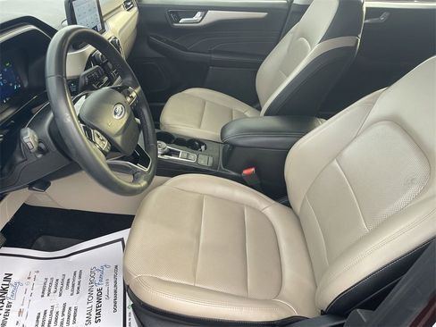 Used 2021 Ford Escape SEL w/ Technology Package image 17