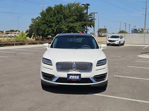 Used 2020 Lincoln Nautilus Reserve w/ Equipment Group 201A FWD image 3