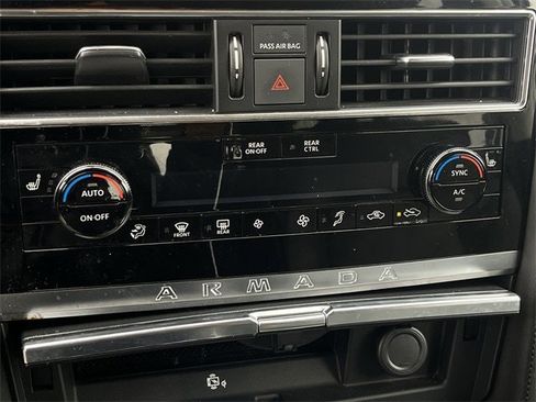 Used 2021 Nissan Armada SV image 20