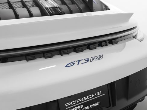 Certified 2025 Porsche 911 GT3 RS RWD image 33