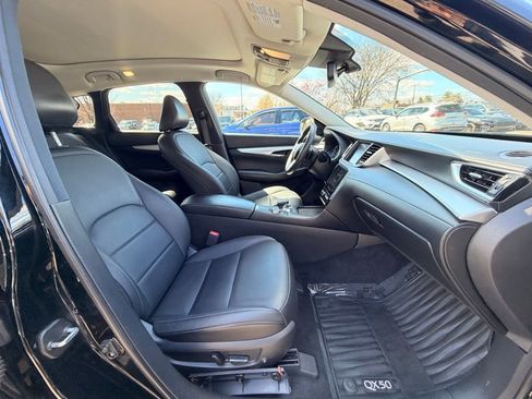 Used 2020 INFINITI QX50 Luxe AWD/4WD image 12