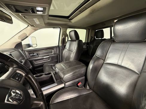 Used 2015 RAM 3500 Laramie Longhorn image 28