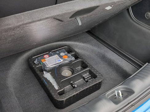 New 2025 Jeep Compass Latitude w/ Sun & Sound Group image 34