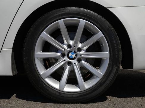 Used 2015 BMW 535i xDrive Sedan AWD/4WD image 12