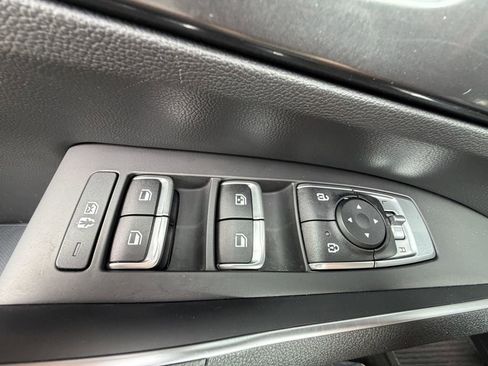 Certified 2023 Kia Sorento S w/ Panoramic Sunroof Package FWD image 20