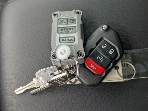 Used 2021 Jeep Wrangler Unlimited Rubicon image 36