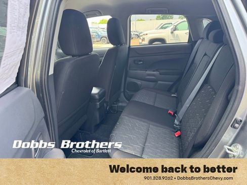 Used 2024 Mitsubishi Outlander Sport ES AWD/4WD image 32