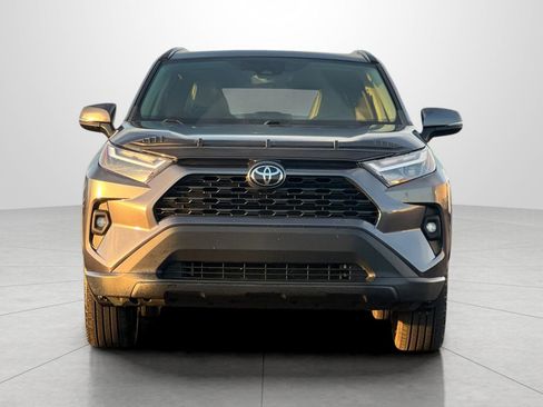 Used 2023 Toyota RAV4 XLE Premium image 10