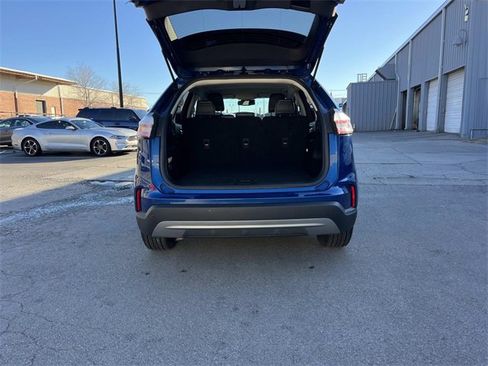 Used 2023 Ford Edge SEL image 12