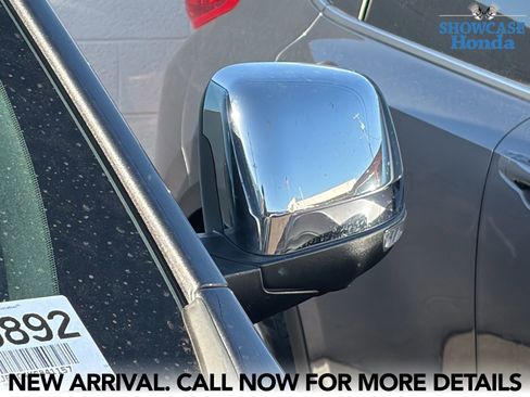 Used 2019 Jeep Grand Cherokee Overland AWD/4WD image 8