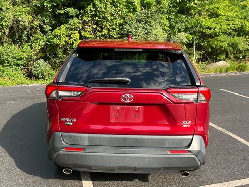 Used 2019 Toyota RAV4 XLE w/ Convenience Package AWD/4WD image 32