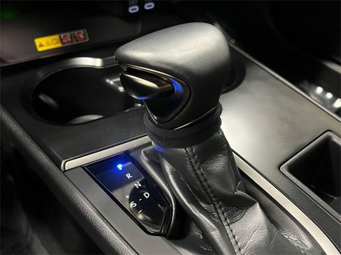 Certified 2024 Lexus UX 250h FWD image 21