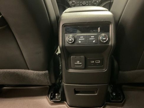 Used 2021 GMC Acadia AT4 w/ Technology Package image 36