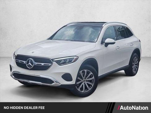 Certified 2025 Mercedes-Benz GLC 300 image 1