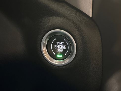 Used 2023 Chevrolet Silverado 1500 Custom image 31