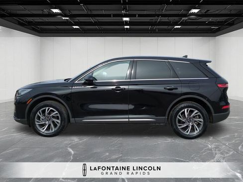 Certified 2023 Lincoln Corsair Standard image 2